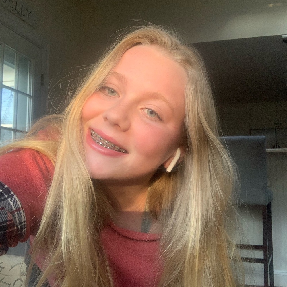 Meet your Posher, Brenna